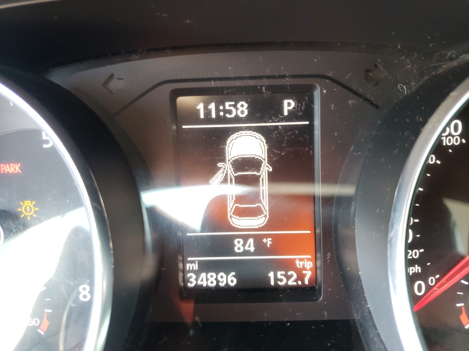 Photo 8 from auction – 2017 VOLKSWAGEN PASSAT S with VIN 1VWAT7A37HC017026