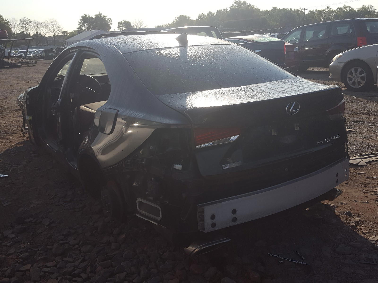 Photo 3 from auction – 2017 LEXUS IS 300 with VIN JTHCM1D27H5024425