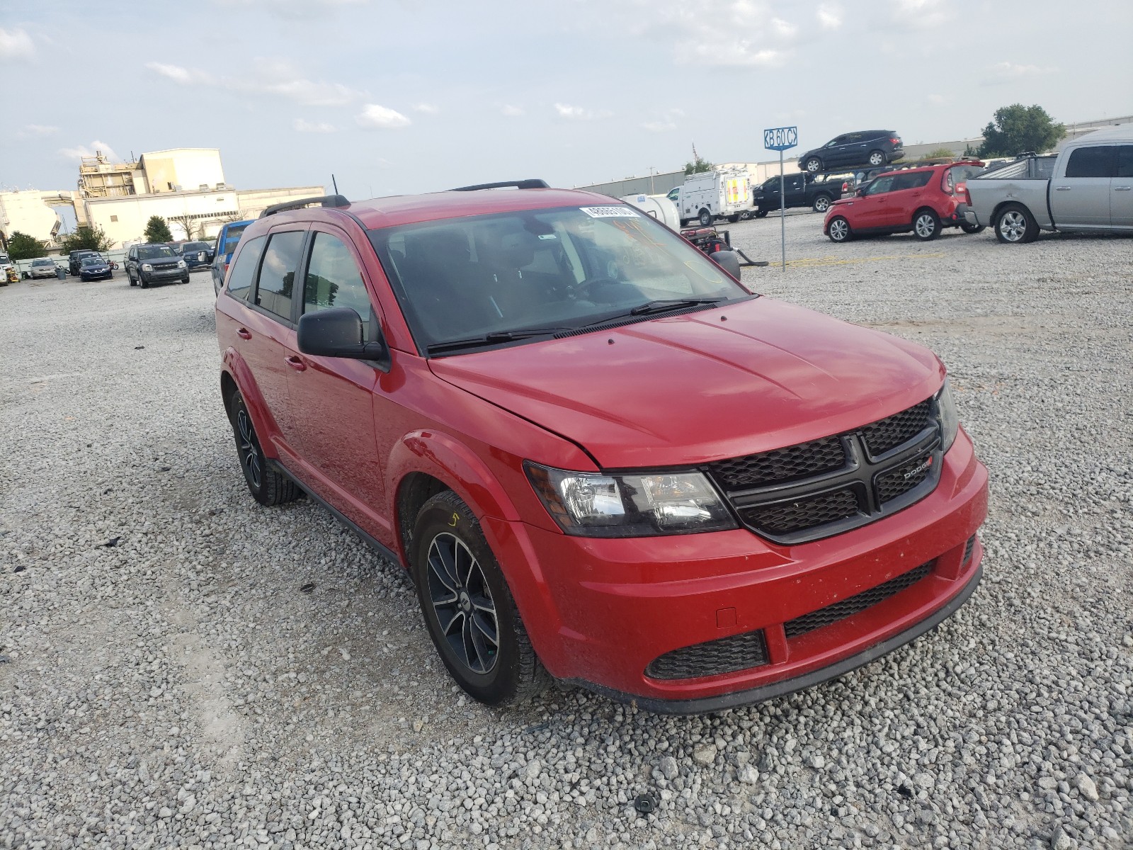 DODGE JOURNEY SE 2018 with VIN 3C4PDCAB7JT527302 - Photo from auction