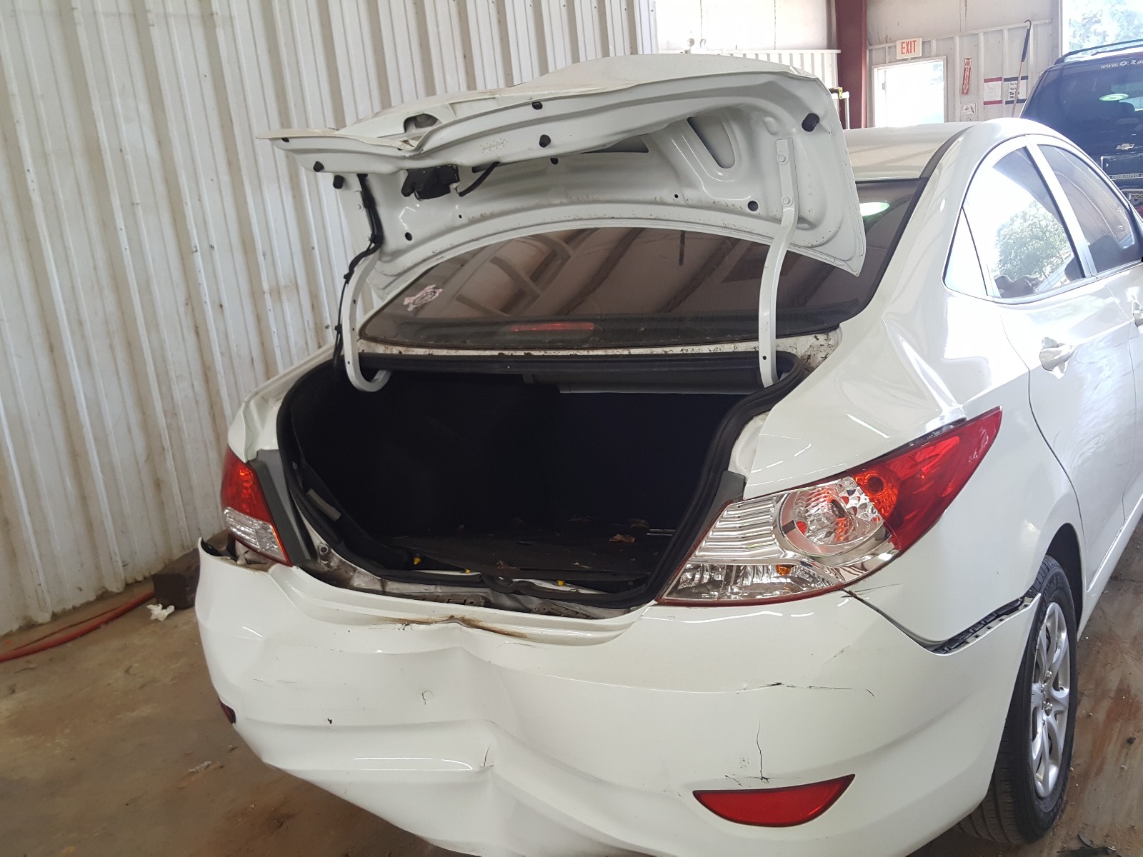 Photo 9 from auction – 2013 HYUNDAI ACCENT GLS with VIN KMHCT4AE0DU325568
