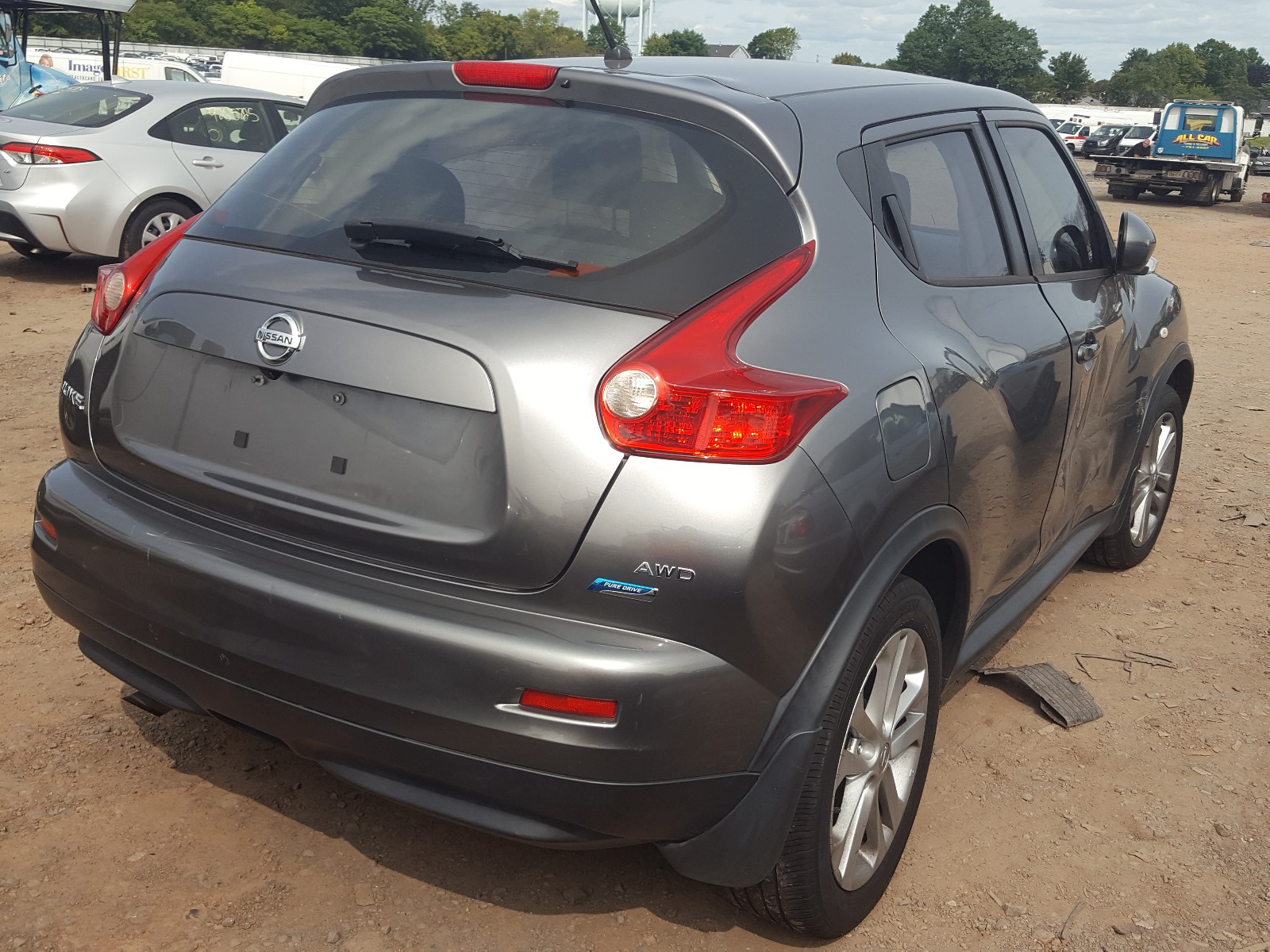 Photo 4 from auction – 2014 NISSAN JUKE S with VIN JN8AF5MV6ET364360