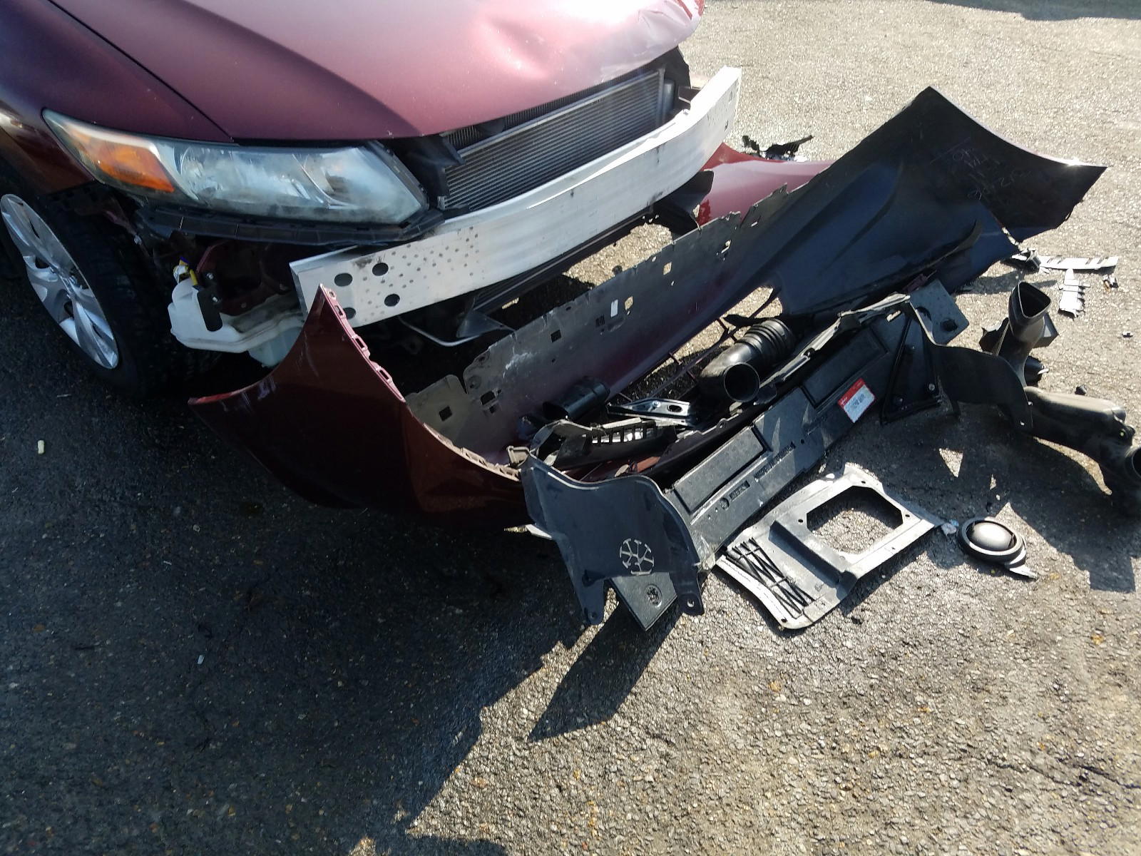 Photo 9 from auction – 2012 HONDA CIVIC LX with VIN 19XFB2F57CE062705