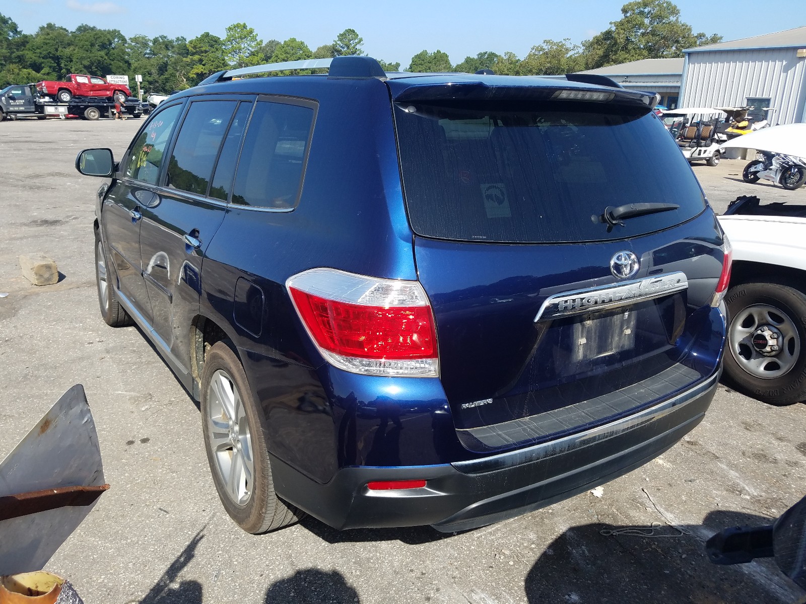 Photo 3 from auction – 2013 TOYOTA HIGHLANDER with VIN 5TDYK3EH1DS123001