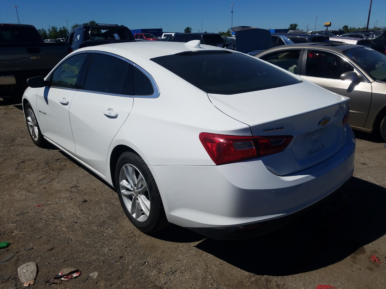 Photo 3 from auction – 2016 CHEVROLET MALIBU LT with VIN 1G1ZE5ST9GF314887