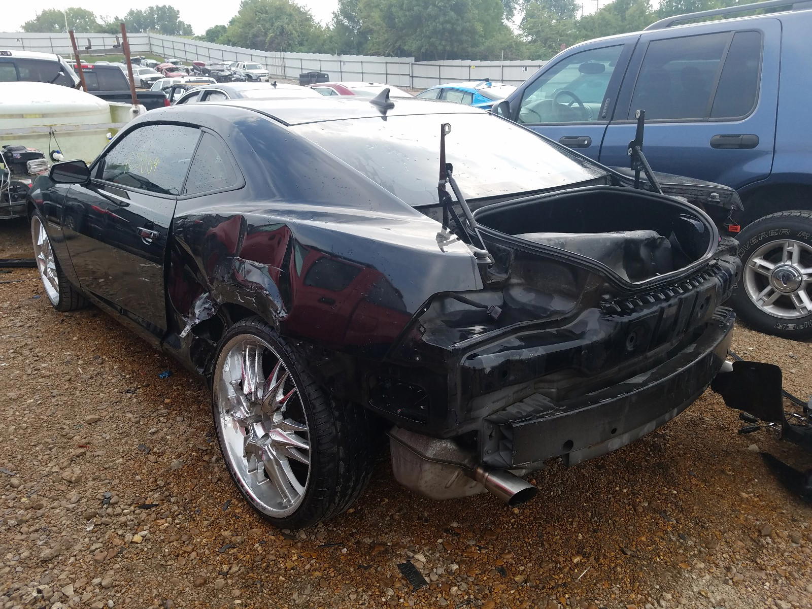 Photo 3 from auction – 2011 CHEVROLET CAMARO LT with VIN 2G1FF1ED5B9211447