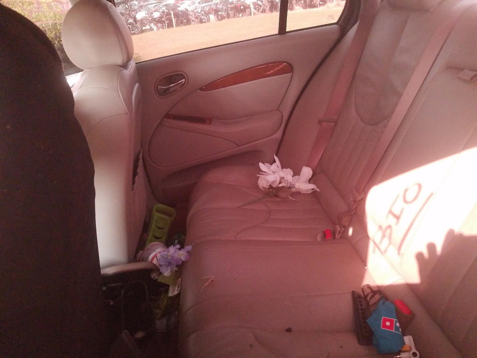 Photo 6 from auction – 2000 JAGUAR S-TYPE with VIN SAJDA01D7YGL21747