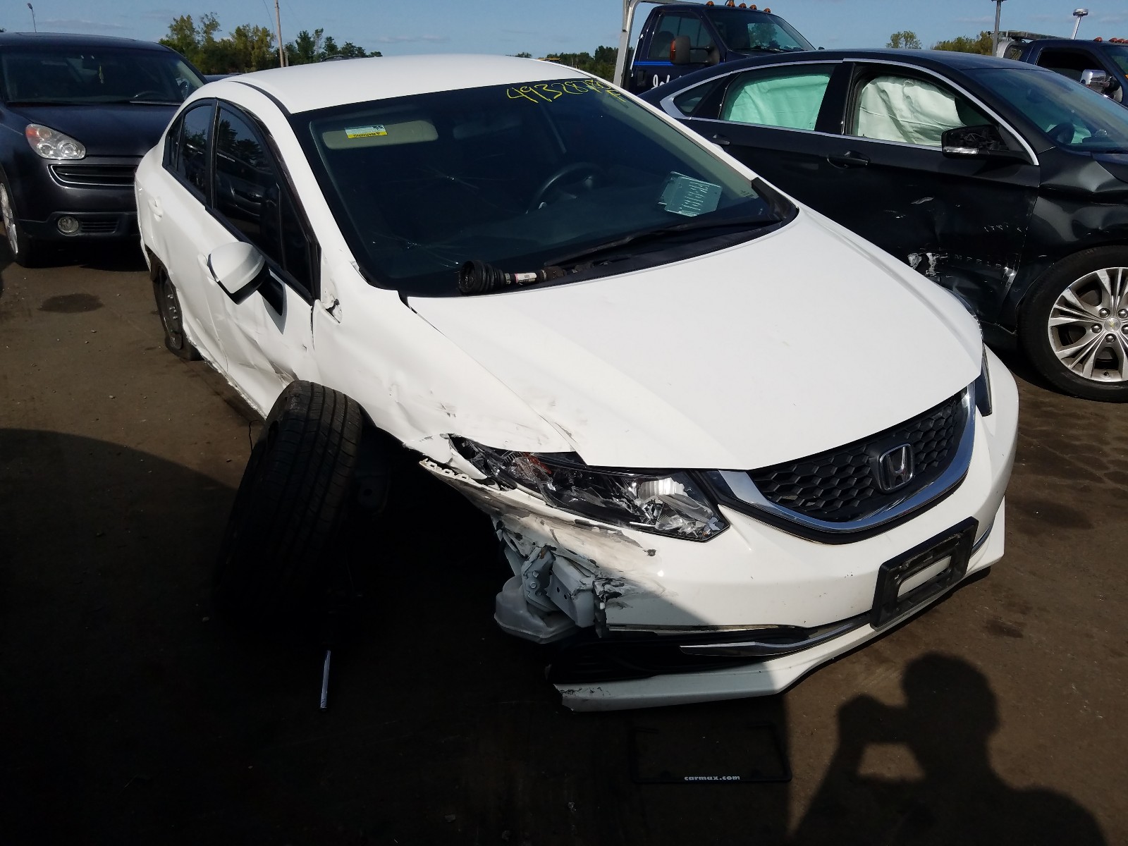 HONDA CIVIC LX 2015 with VIN 19XFB2F51FE702024 - Photo from auction
