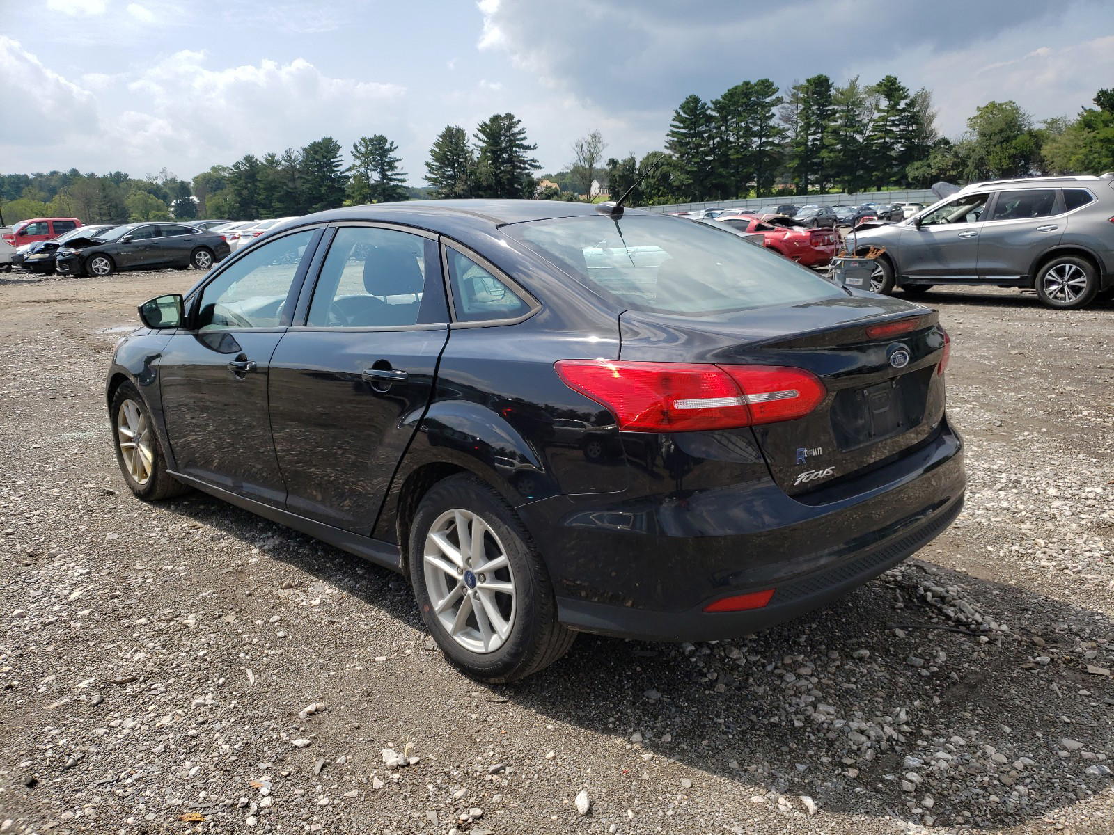 Photo 3 from auction – 2018 FORD FOCUS SE with VIN 1FADP3F27JL214979