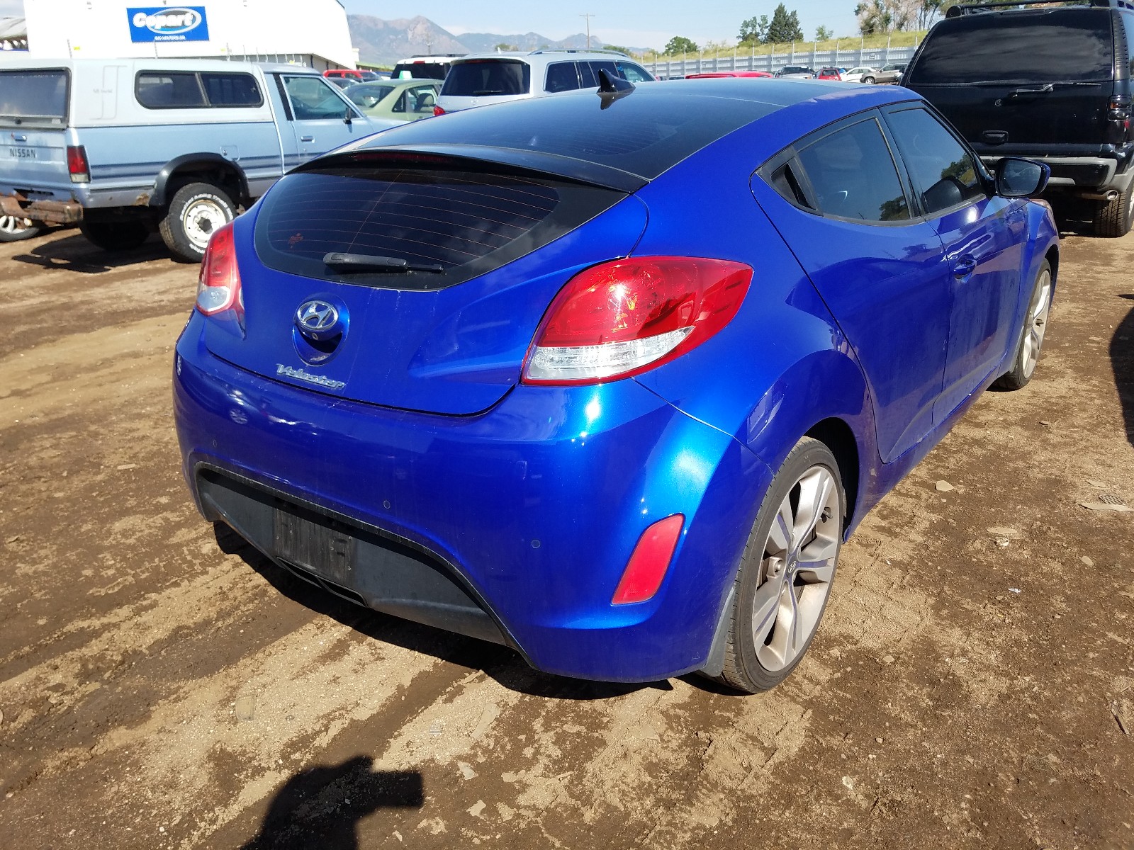 Photo 4 from auction – 2013 HYUNDAI VELOSTER with VIN KMHTC6AD7DU148066