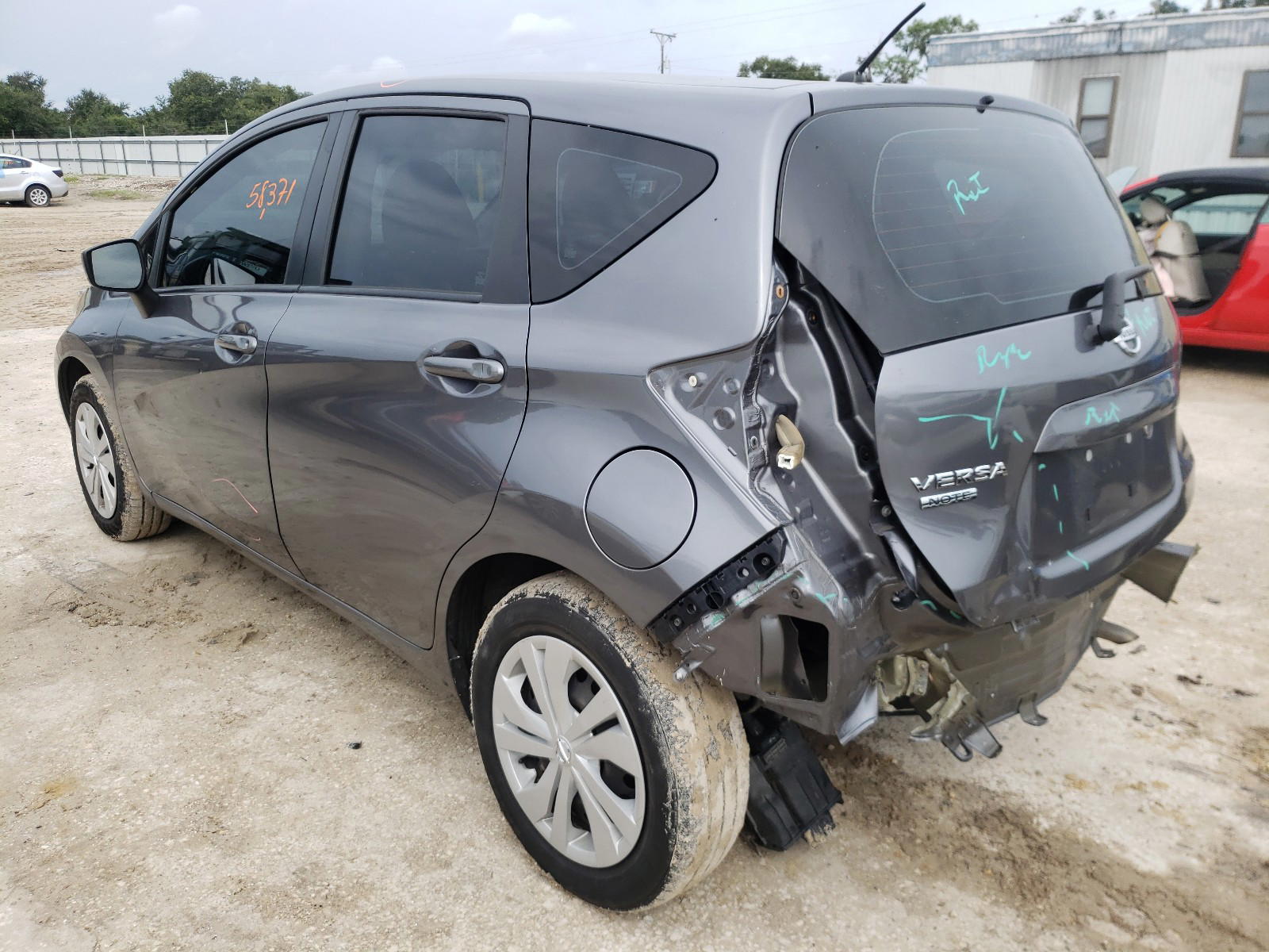Photo 3 from auction – 2017 NISSAN VERSA with VIN 3N1CE2CP2HL369589