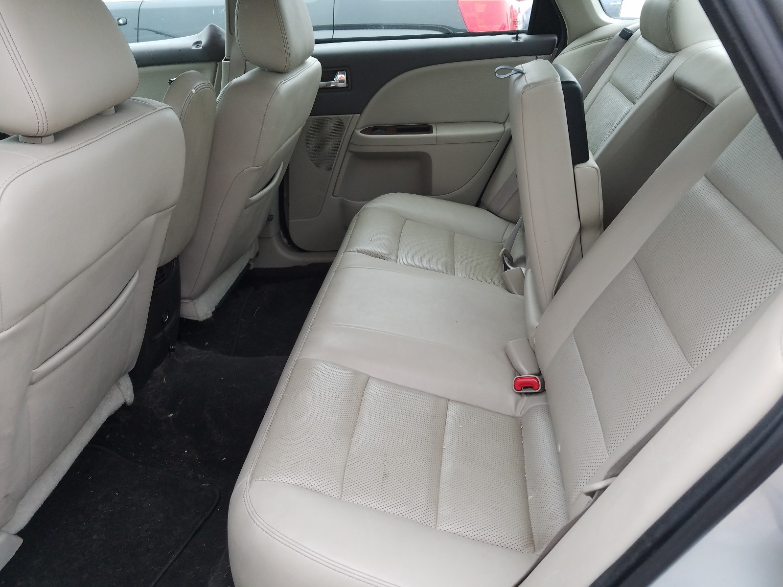 Photo 6 from auction – 2009 FORD TAURUS SEL with VIN 1FAHP27W69G119122