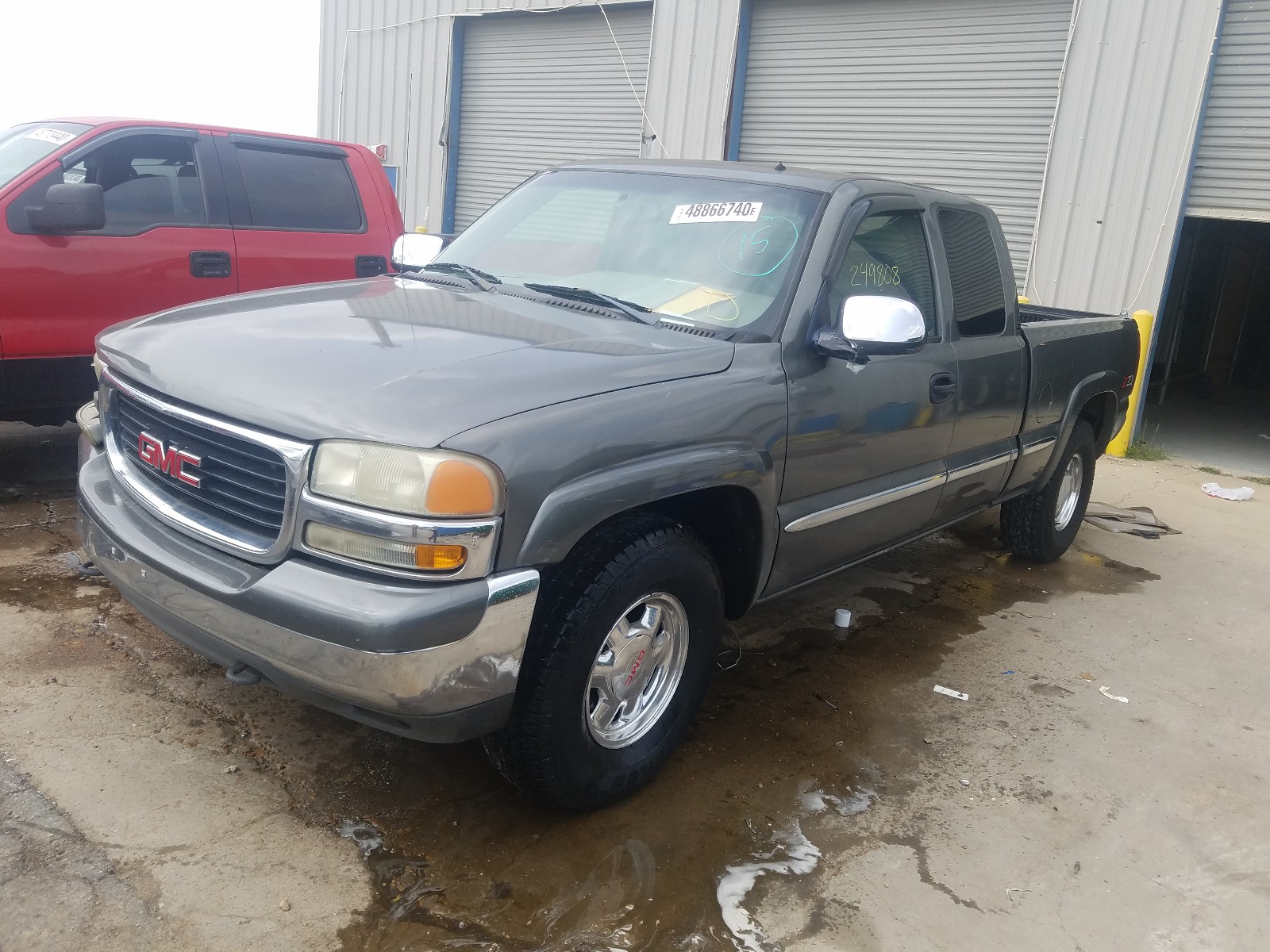 Photo 2 from auction – 2002 GMC NEW SIERRA with VIN 2GTEK19T521316794