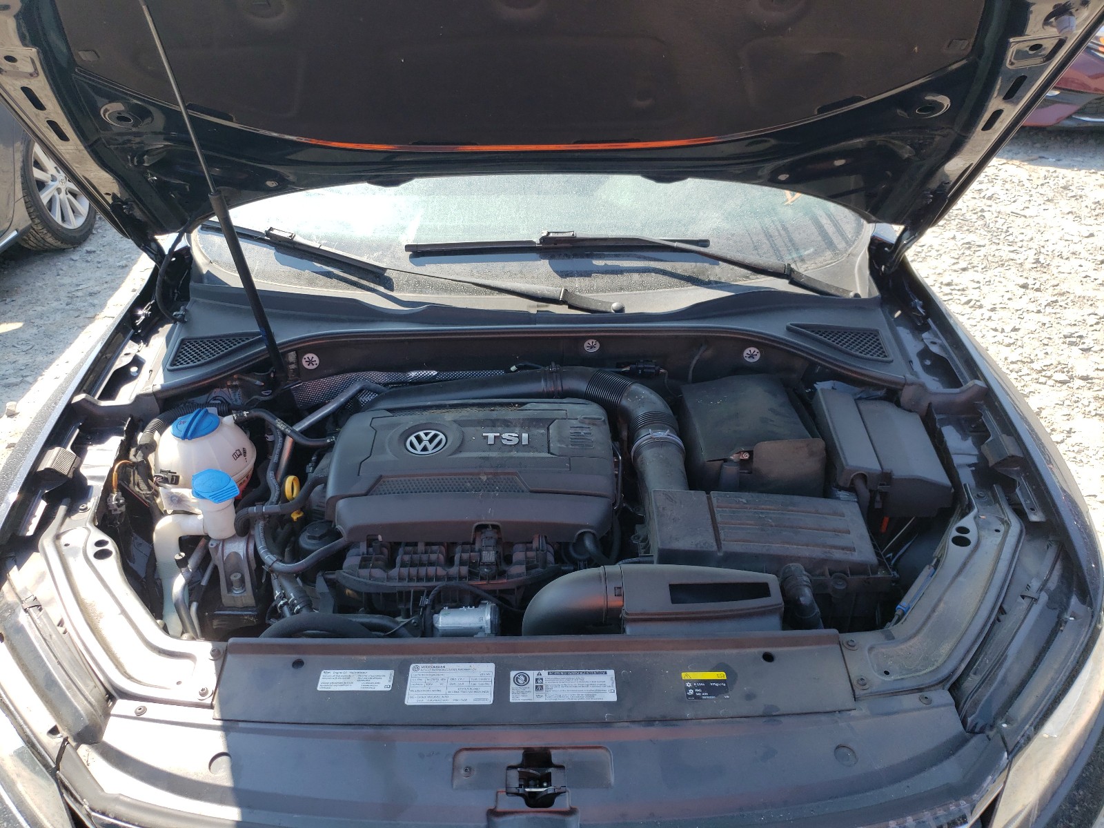 Photo 7 from auction – 2017 VOLKSWAGEN PASSAT S with VIN 1VWAT7A37HC017026