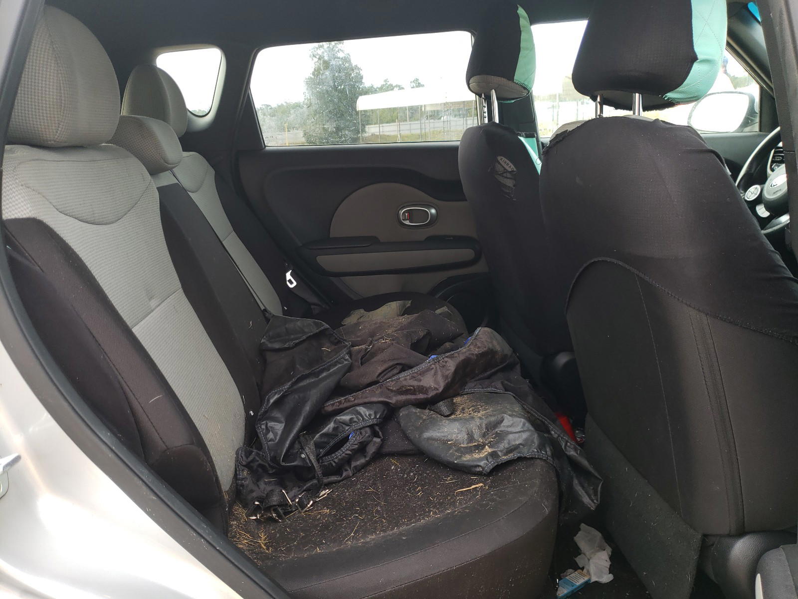 Photo 6 from auction – 2018 KIA SOUL with VIN KNDJN2A29J7516562