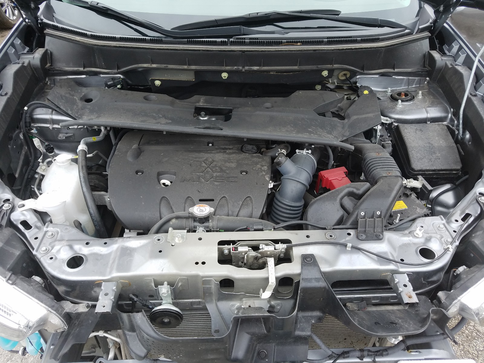 Photo 7 from auction – 2019 MITSUBISHI OUTLANDER with VIN JA4AP3AU2KU009422