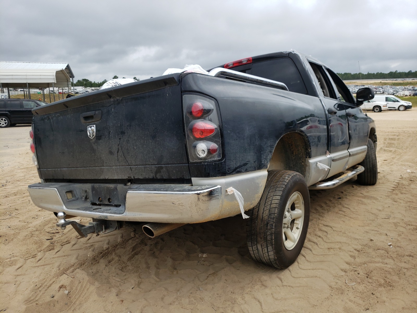 Photo 4 from auction – 2004 DODGE RAM 1500 S with VIN 1D7HU18D34J192329