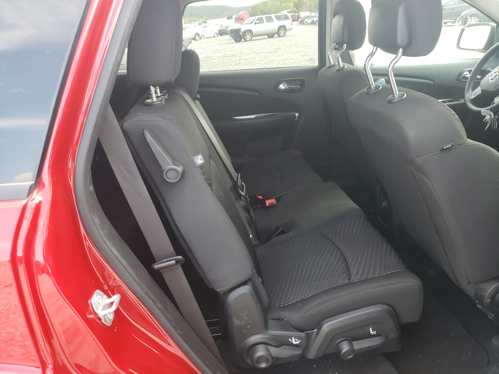 Photo 6 from auction – 2018 DODGE JOURNEY SE with VIN 3C4PDCAB7JT527302