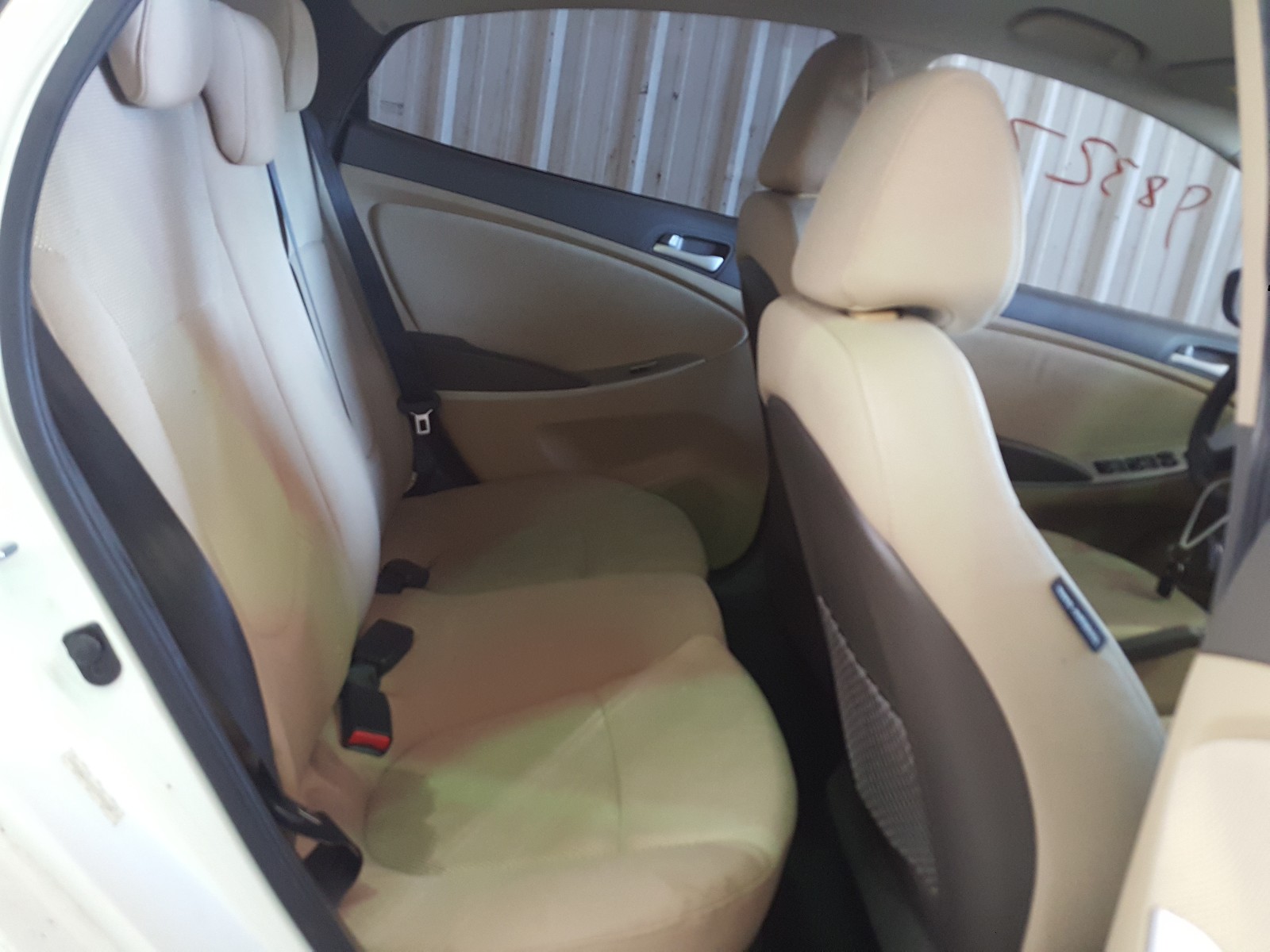 Photo 6 from auction – 2013 HYUNDAI ACCENT GLS with VIN KMHCT4AE0DU325568