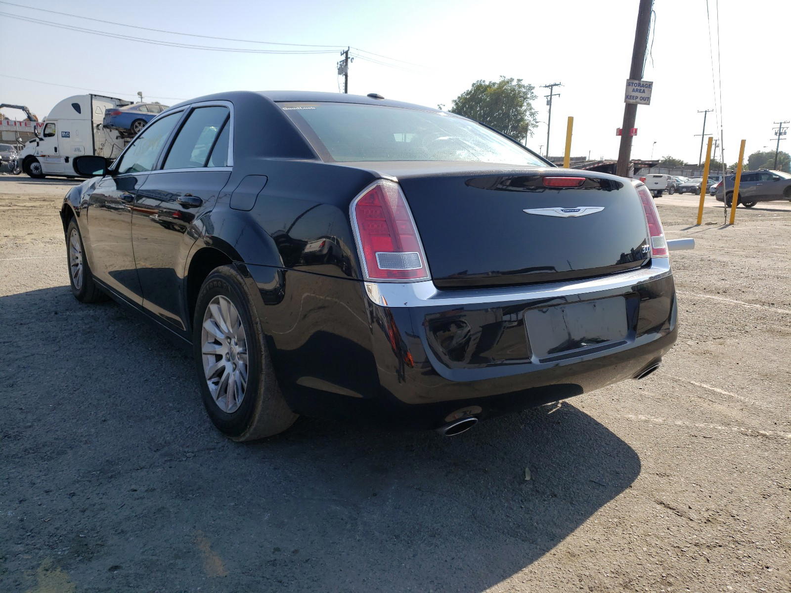 Photo 3 from auction – 2011 CHRYSLER 300 with VIN 2C3CA4CG0BH549176