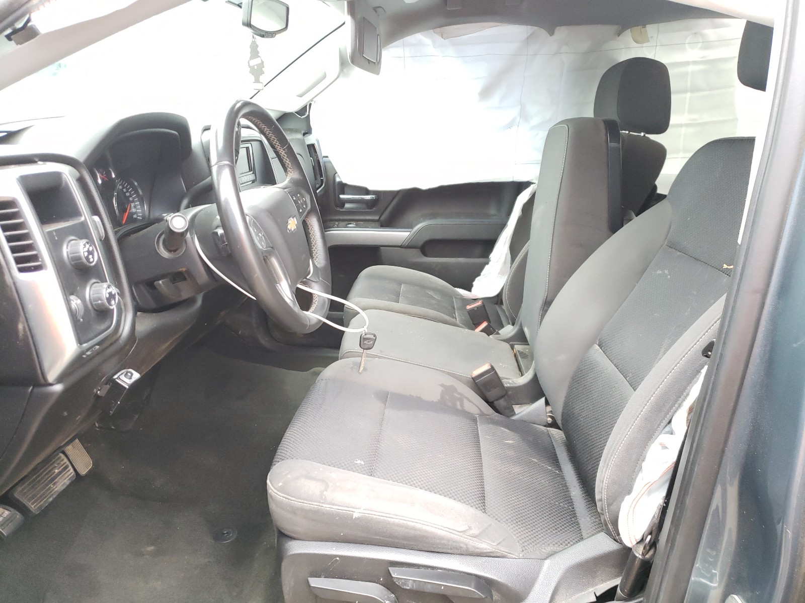 Photo 5 from auction – 2014 CHEVROLET SILVERADO with VIN 3GCUKREC9EG502916