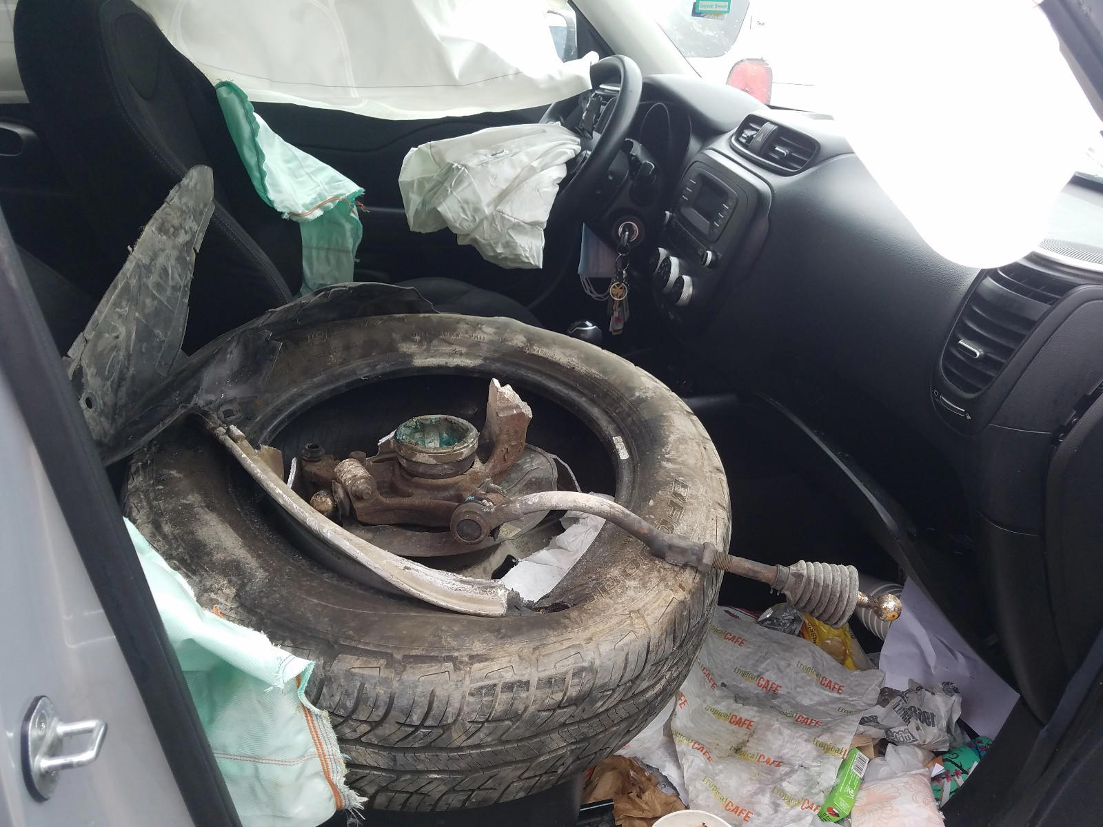 Photo 5 from auction – 2015 KIA SOUL with VIN KNDJN2A22F7767351