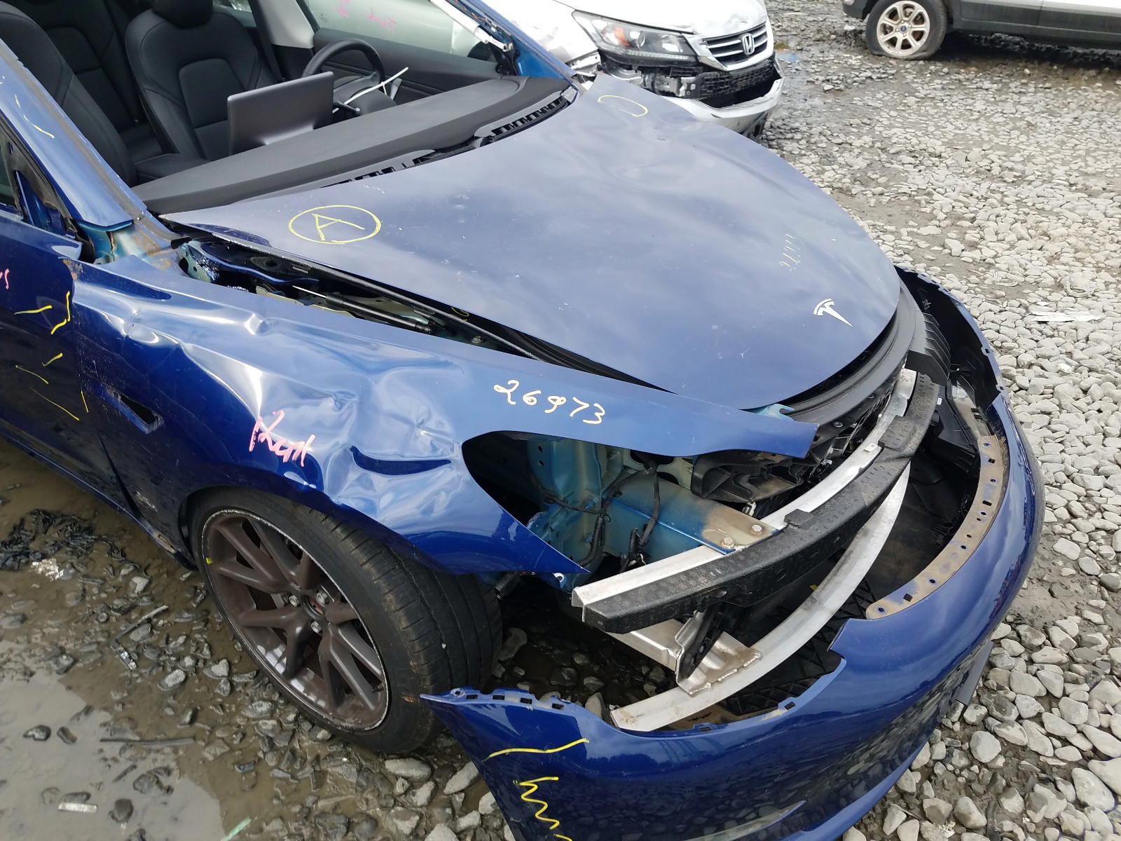 Photo 9 from auction – 2018 TESLA MODEL 3 with VIN 5YJ3E1EA9JF027674