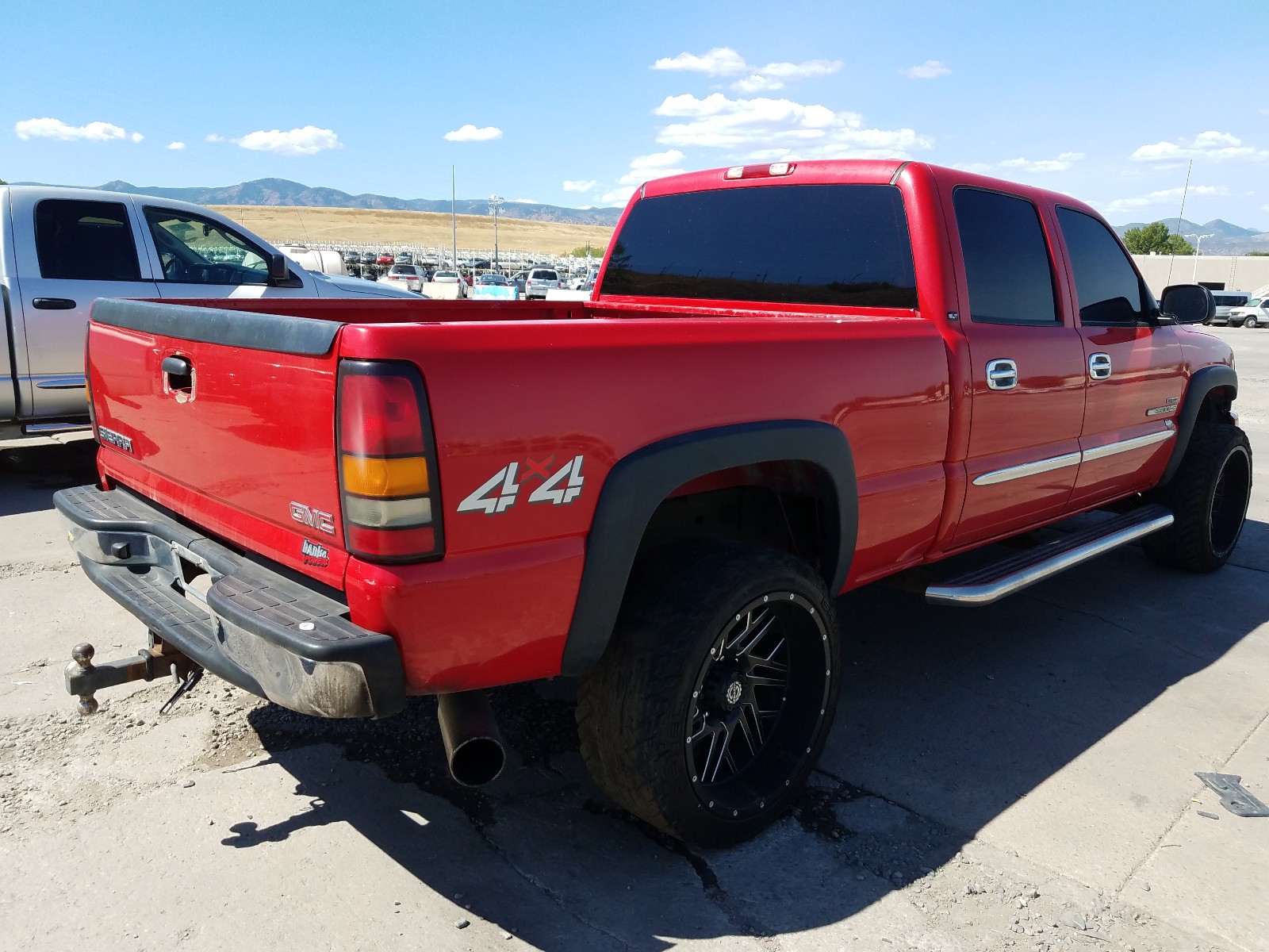 Photo 4 from auction – 2006 GMC SIERRA K25 with VIN 1GTHK23D86F229426