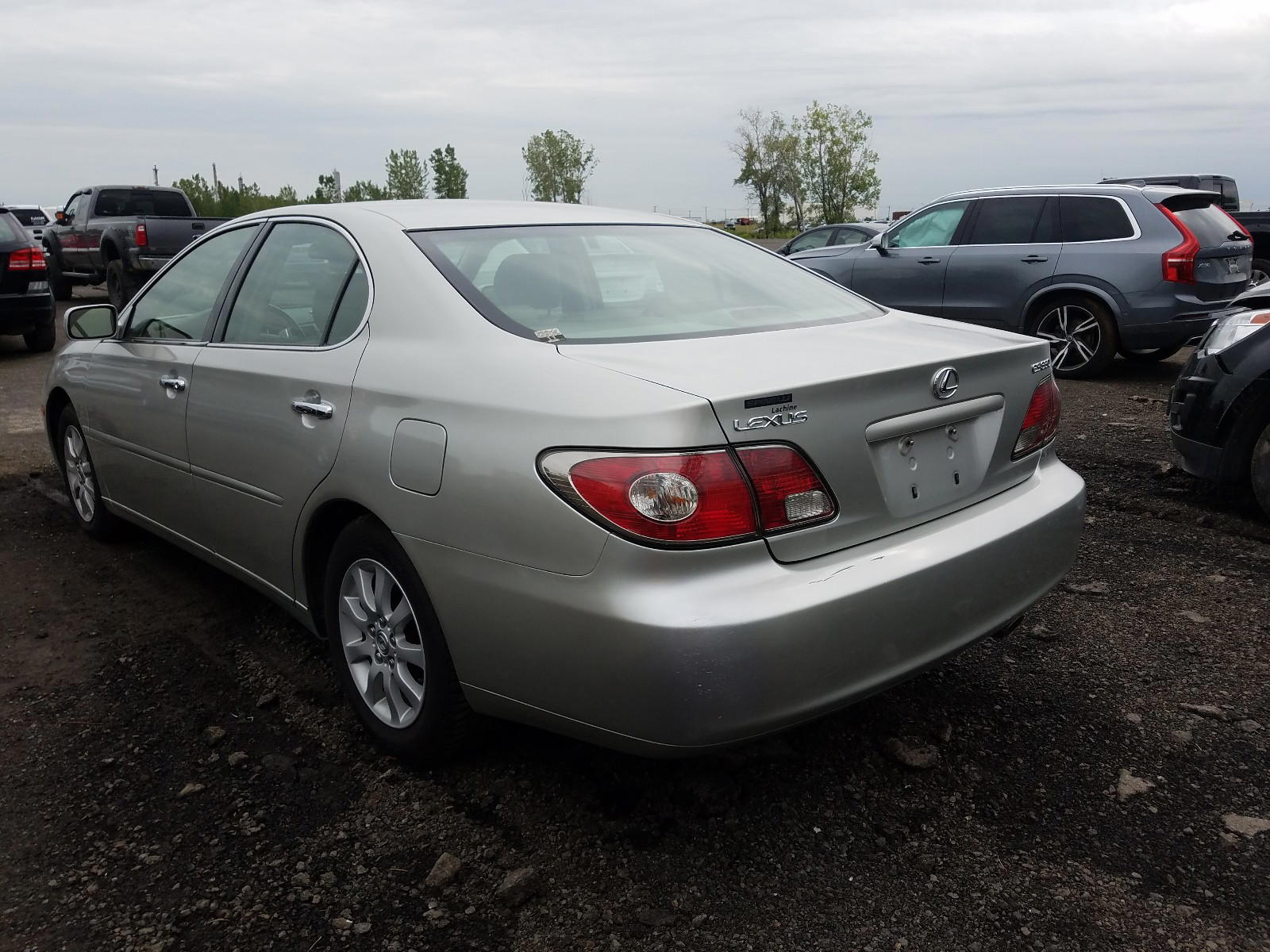 Photo 3 from auction – 2004 LEXUS ES 330 with VIN JTHBA30G345034588