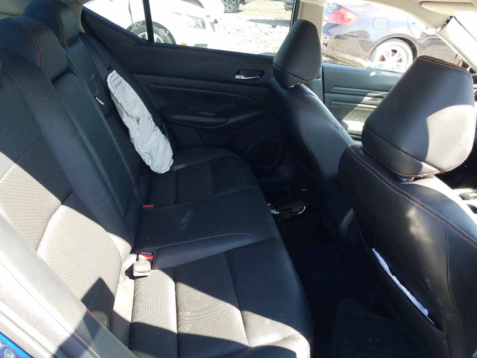 Photo 6 from auction – 2019 NISSAN ALTIMA SR with VIN 1N4BL4CV9KC220243