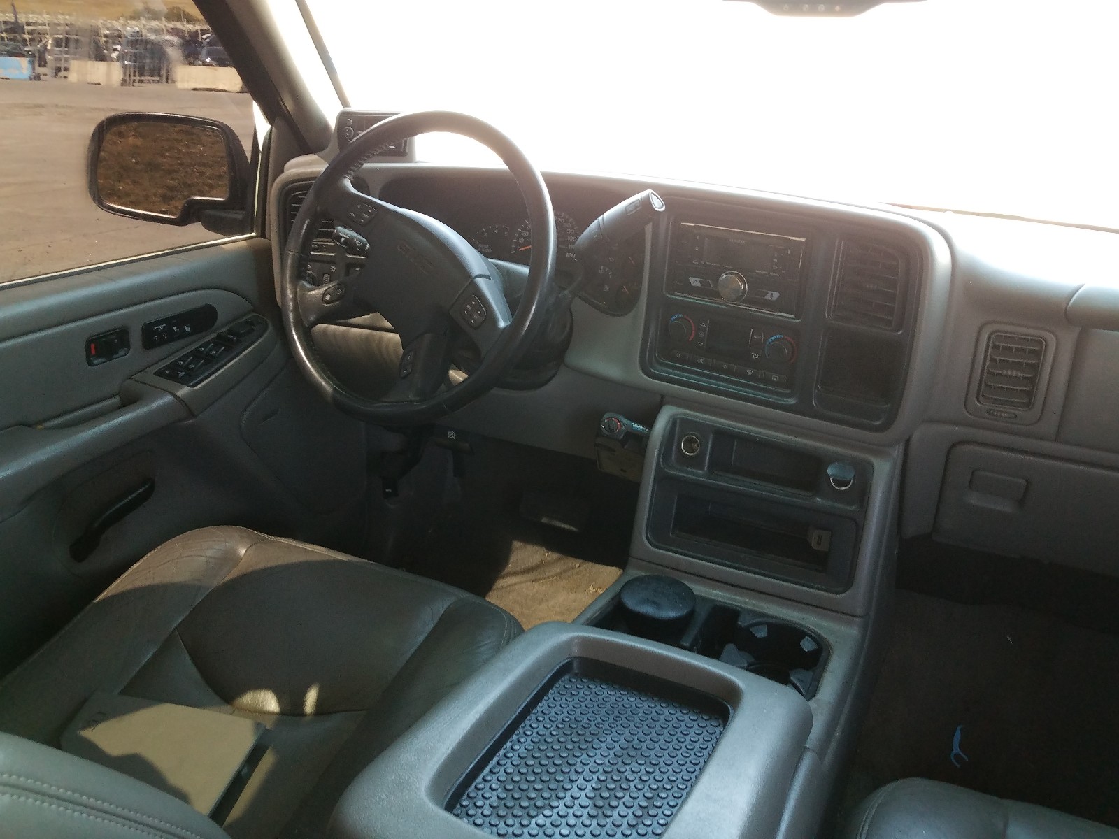 Photo 9 from auction – 2006 GMC SIERRA K25 with VIN 1GTHK23D86F229426