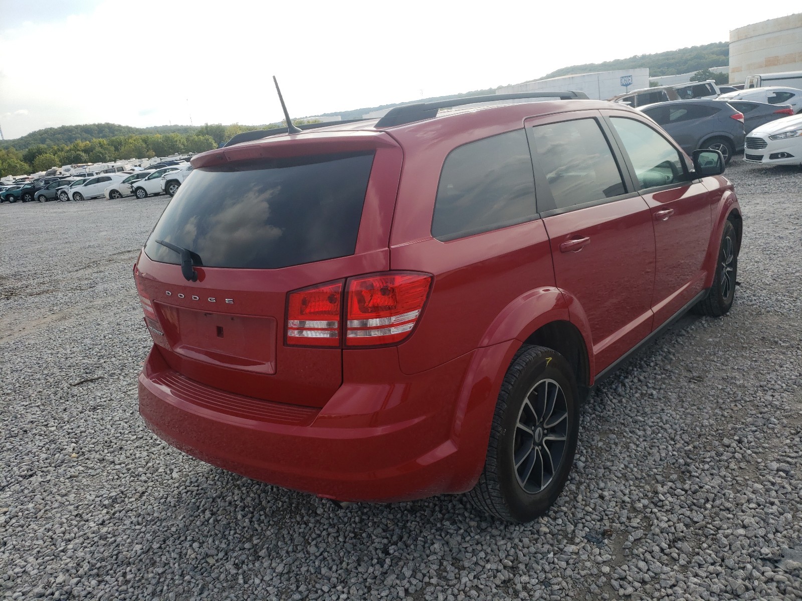 Photo 4 from auction – 2018 DODGE JOURNEY SE with VIN 3C4PDCAB7JT527302