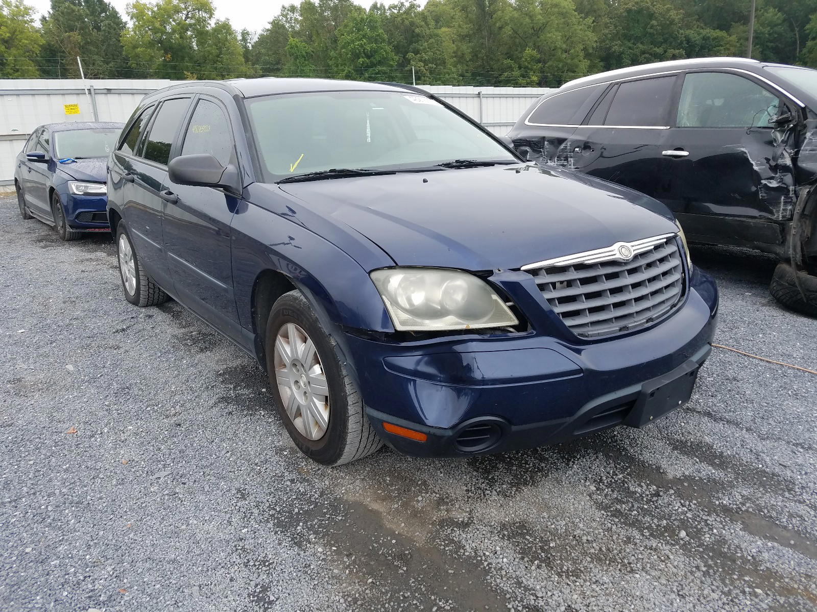 CHRYSLER PACIFICA 2005 with VIN 2C4GM48LX5R489819 - Photo from auction