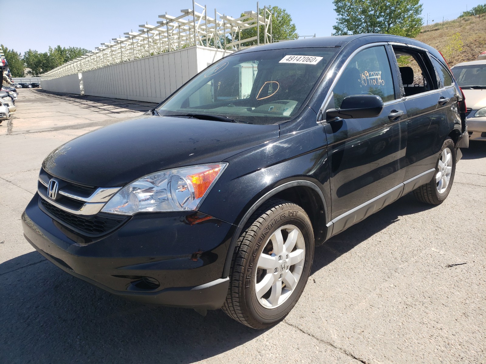 Photo 2 from auction – 2011 HONDA CR-V SE with VIN 5J6RE4H42BL103391