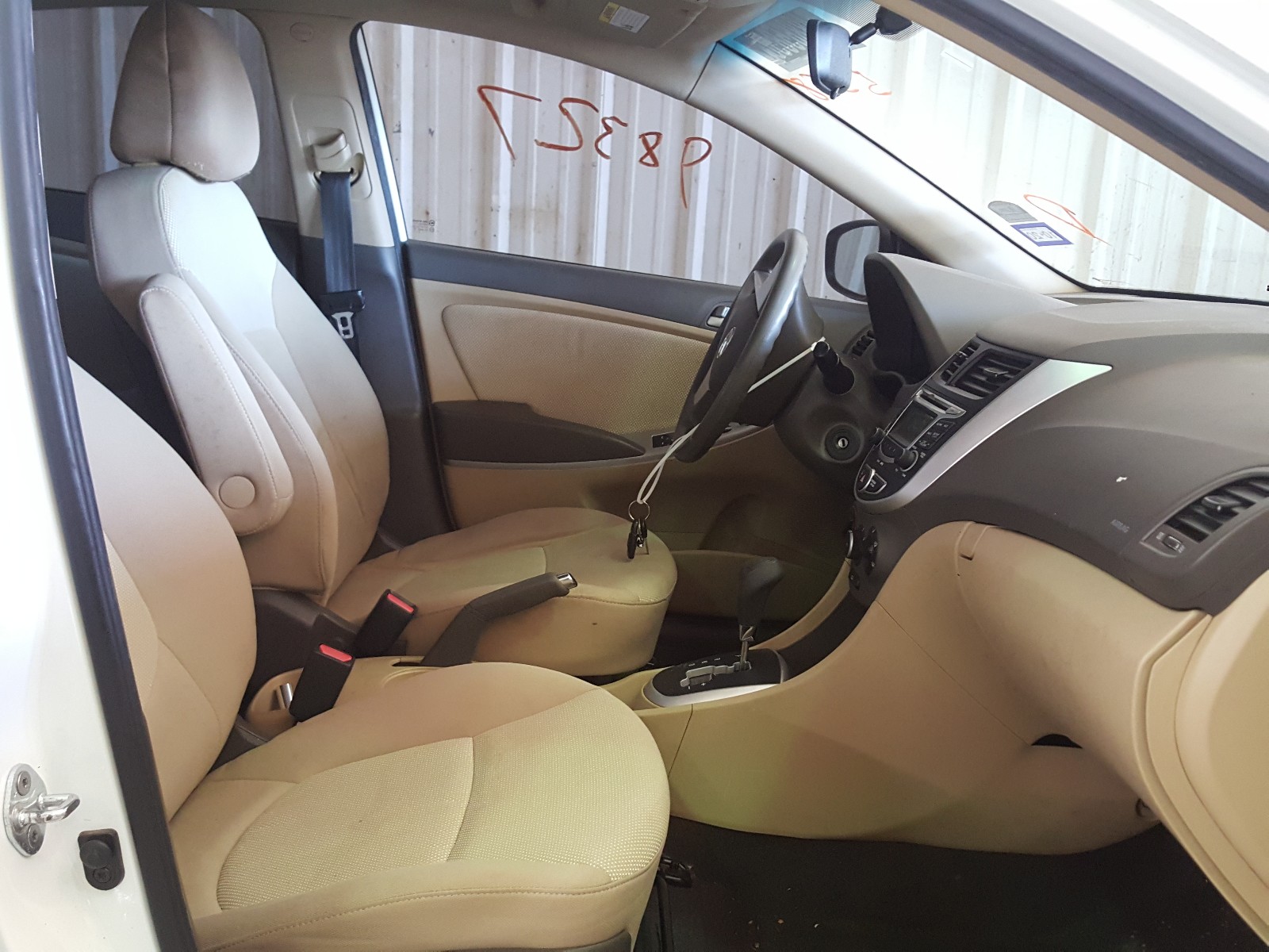 Photo 5 from auction – 2013 HYUNDAI ACCENT GLS with VIN KMHCT4AE0DU325568