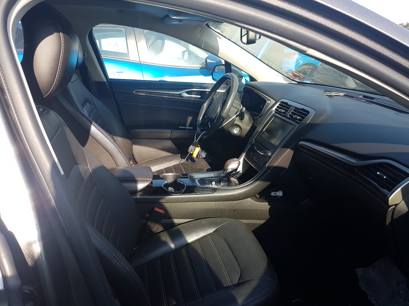 Photo 5 from auction – 2014 FORD FUSION SE with VIN 3FA6P0HD1ER348335
