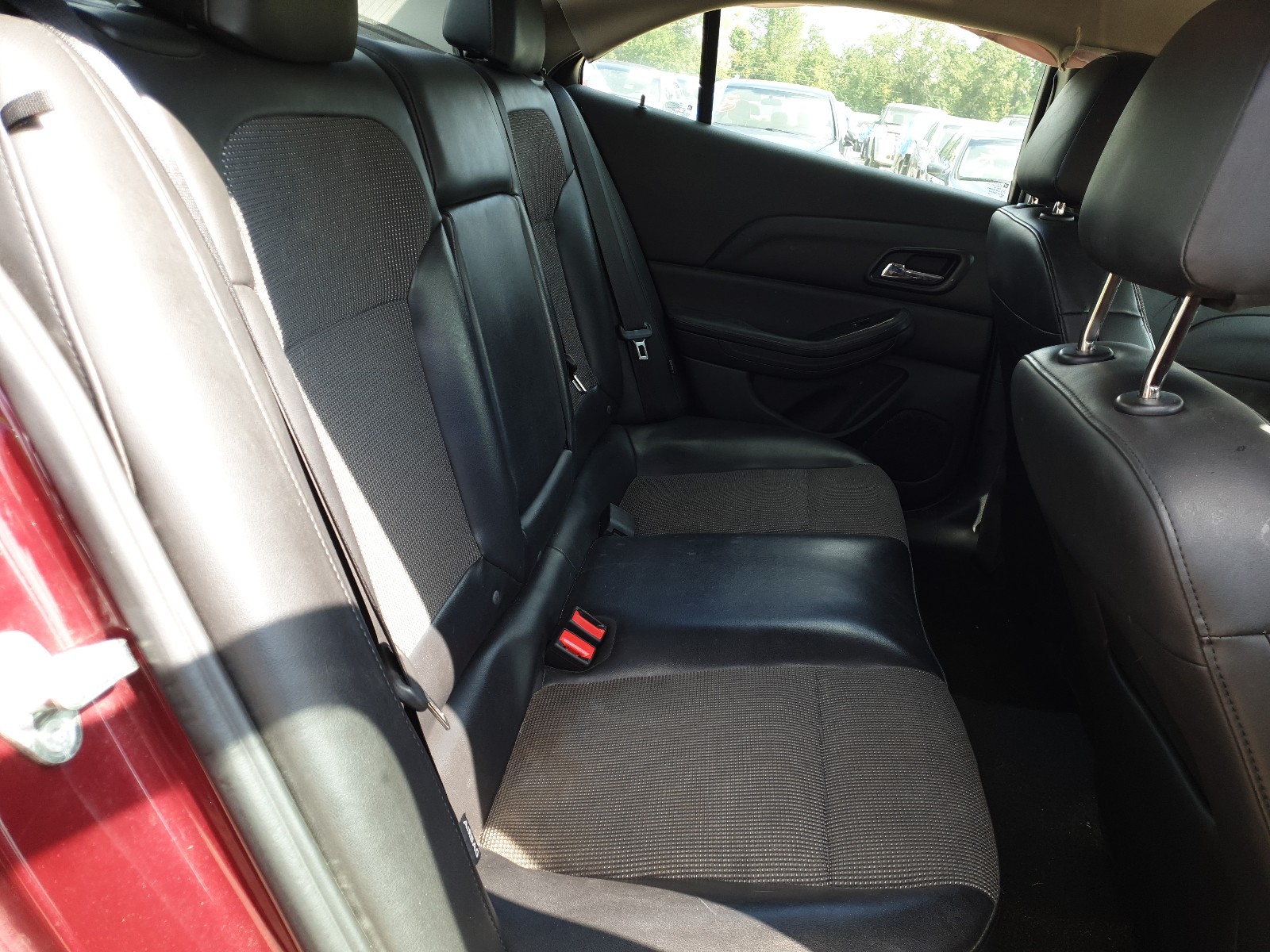 Photo 6 from auction – 2016 CHEVROLET MALIBU LIM with VIN 1G11C5SAXGF164709