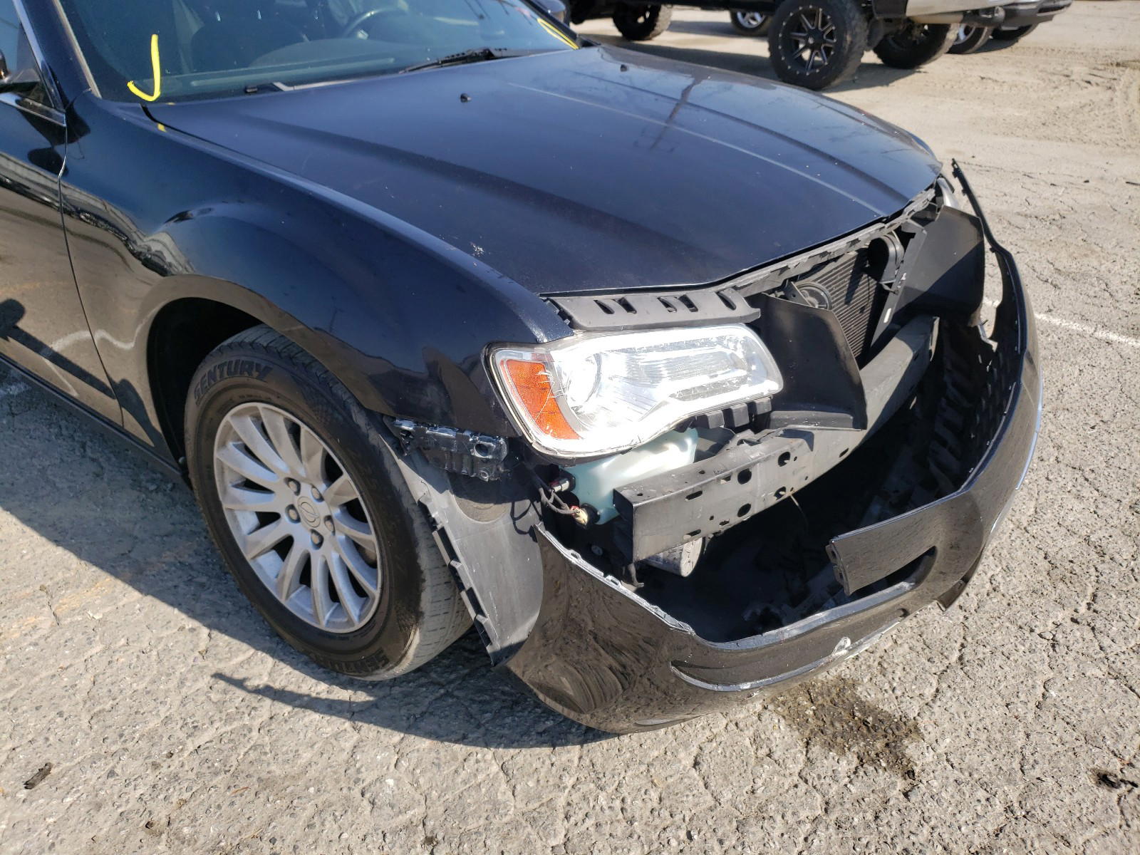 Photo 9 from auction – 2011 CHRYSLER 300 with VIN 2C3CA4CG0BH549176
