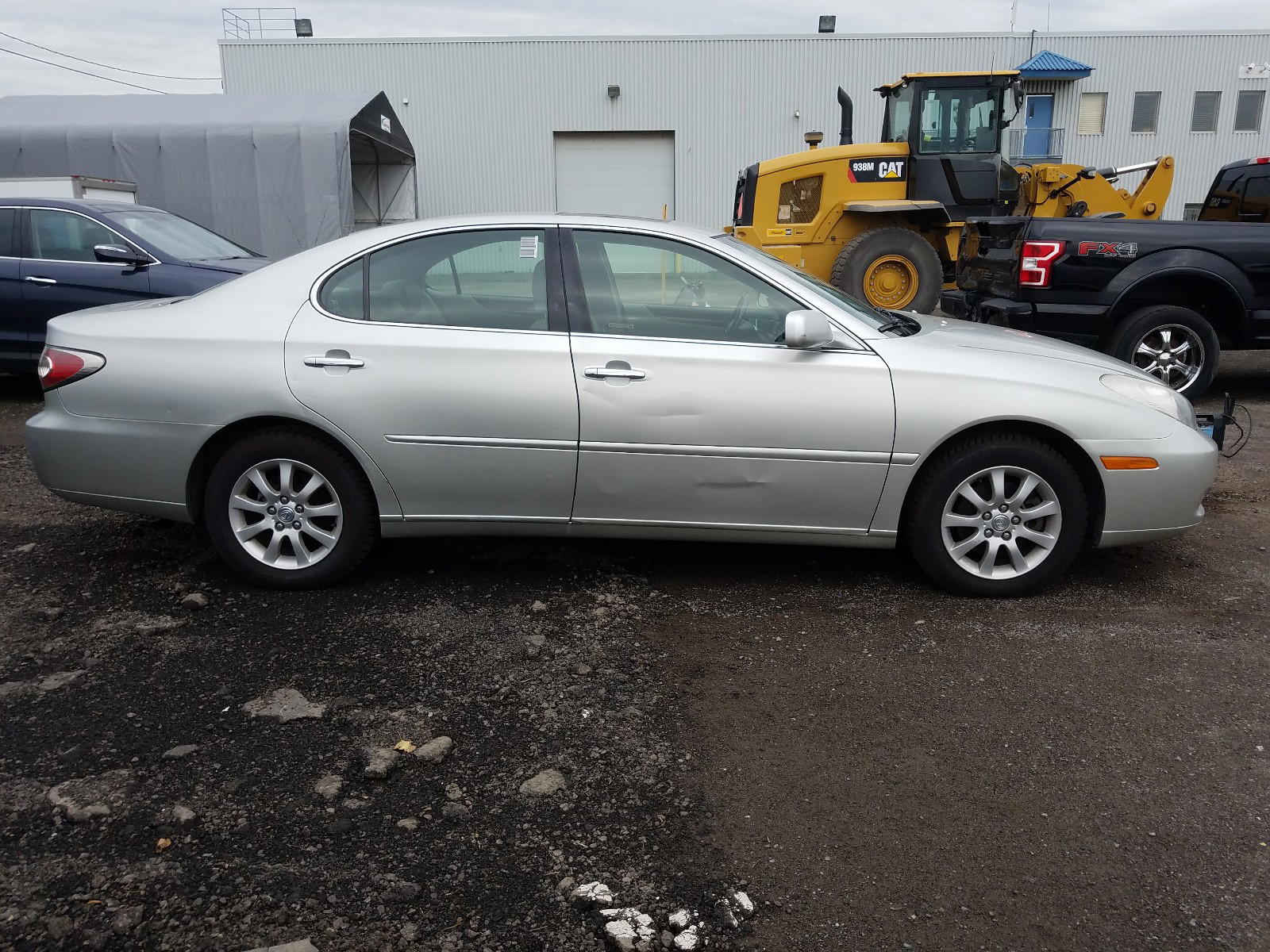 Photo 9 from auction – 2004 LEXUS ES 330 with VIN JTHBA30G345034588