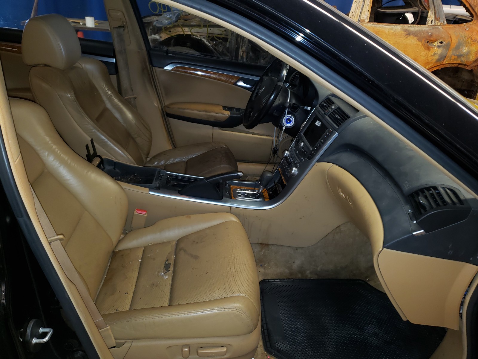 Photo 5 from auction – 2006 ACURA 3.2TL with VIN 19UUA66216A067835
