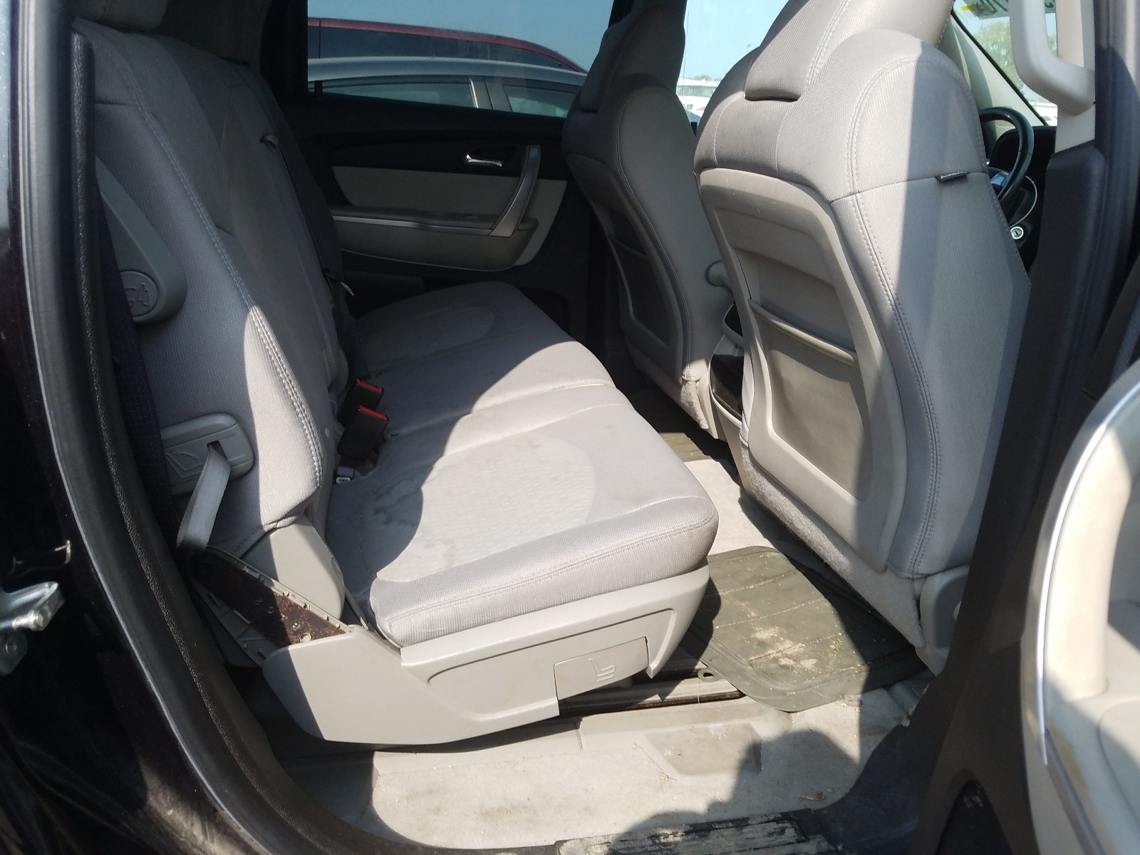 Photo 6 from auction – 2012 GMC ACADIA SLE with VIN 1GKKRNED7CJ396082
