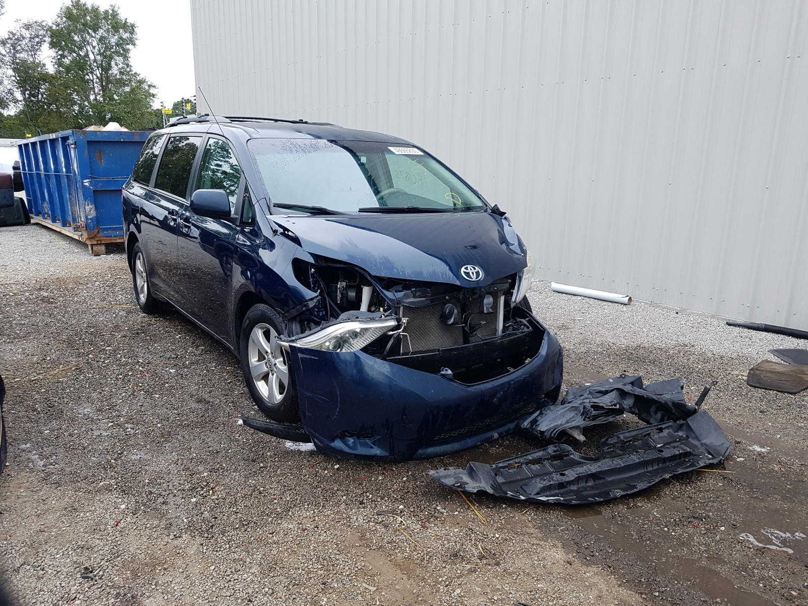 TOYOTA SIENNA LE 2012 with VIN 5TDKK3DC6CS249686 - Photo from auction