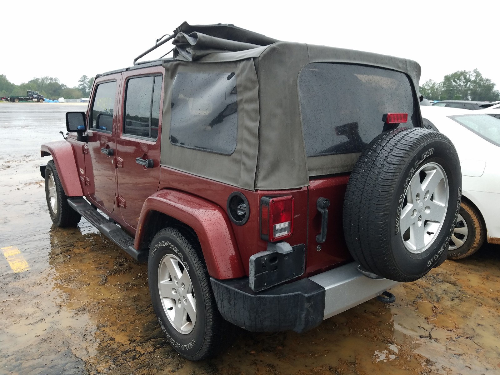 Photo 3 from auction – 2007 JEEP WRANGLER S with VIN 1J8GB59197L133603