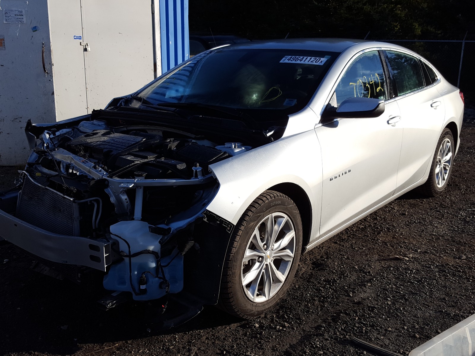 Photo 2 from auction – 2019 CHEVROLET MALIBU LT with VIN 1G1ZD5ST6KF106736