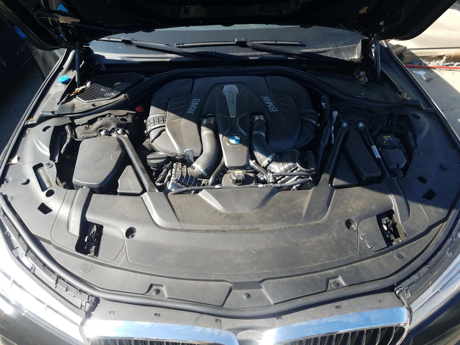 Photo 7 from auction – 2018 BMW 750 XI with VIN WBA7F2C5XJG424419