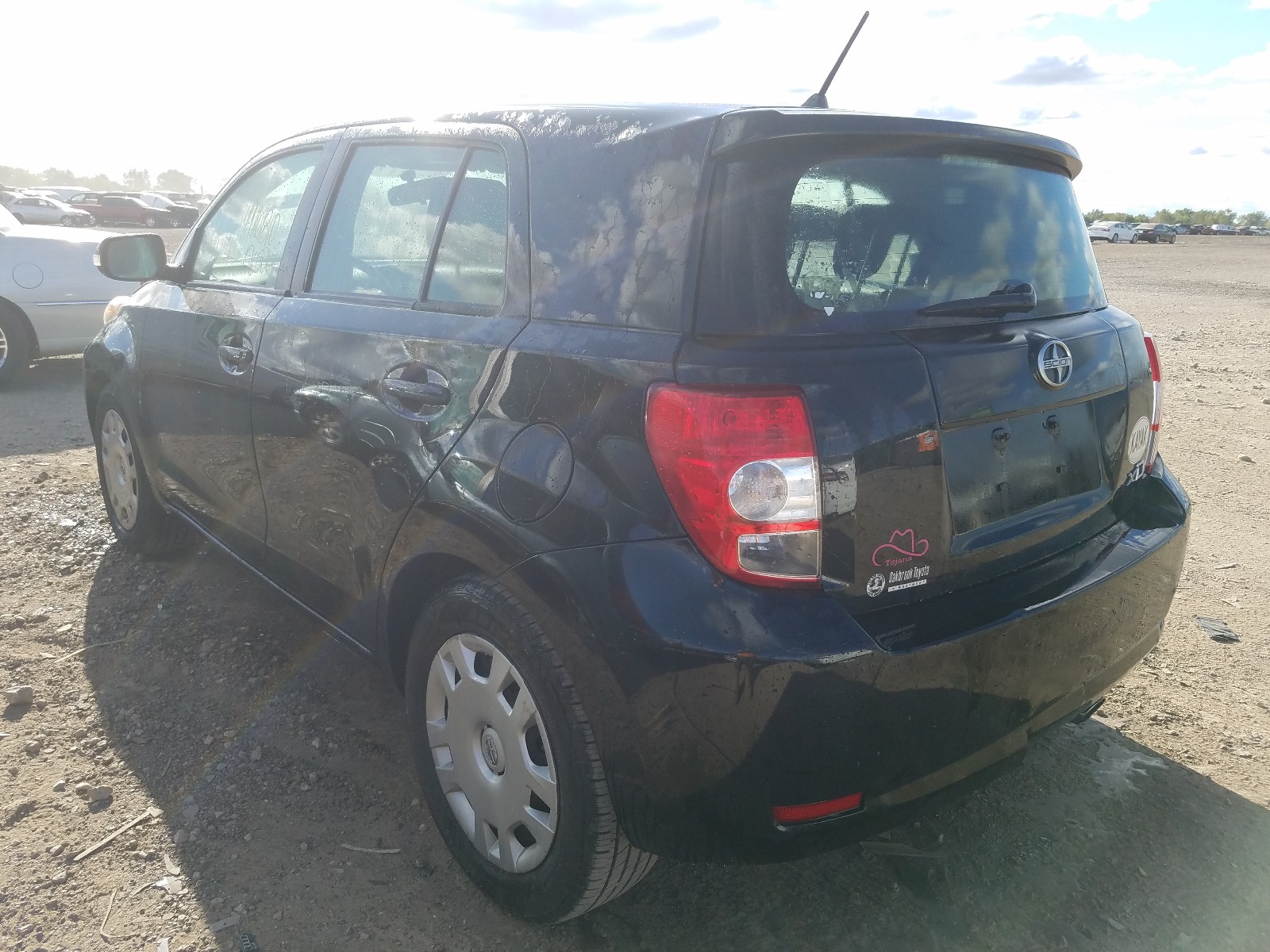 Photo 3 from auction – 2010 TOYOTA SCION XD with VIN JTKKU4B46A1004434