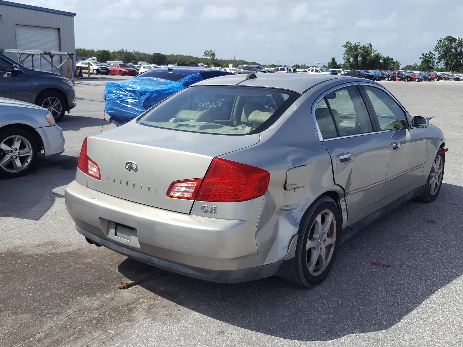 Photo 4 from auction – 2004 INFINITI G35 with VIN JNKCV51E84M609839