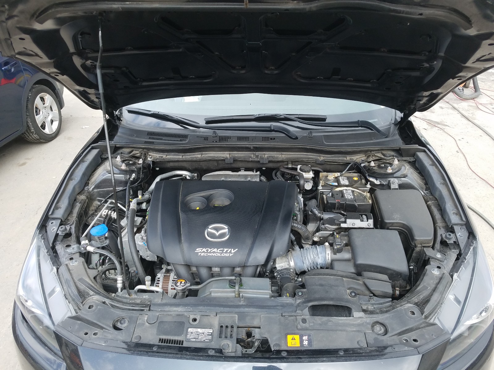 Photo 7 from auction – 2017 MAZDA 3 SPORT with VIN 3MZBN1U78HM104328