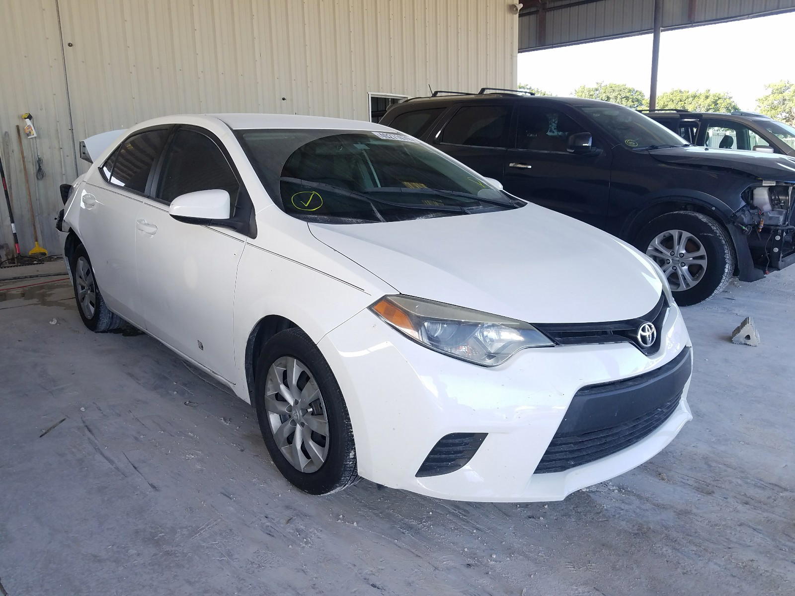 TOYOTA COROLLA L 2016 with VIN 5YFBURHE1GP449544 - Photo from auction