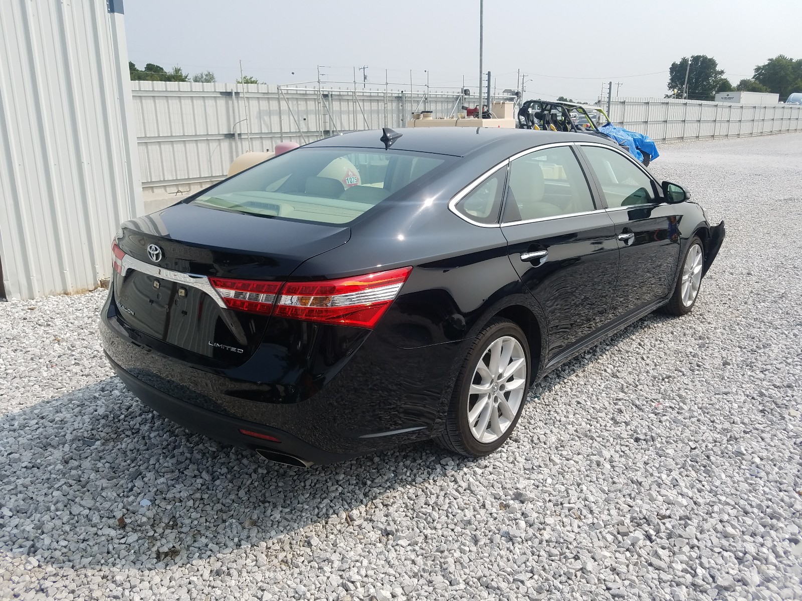 Photo 4 from auction – 2014 TOYOTA AVALON BAS with VIN 4T1BK1EB1EU134644