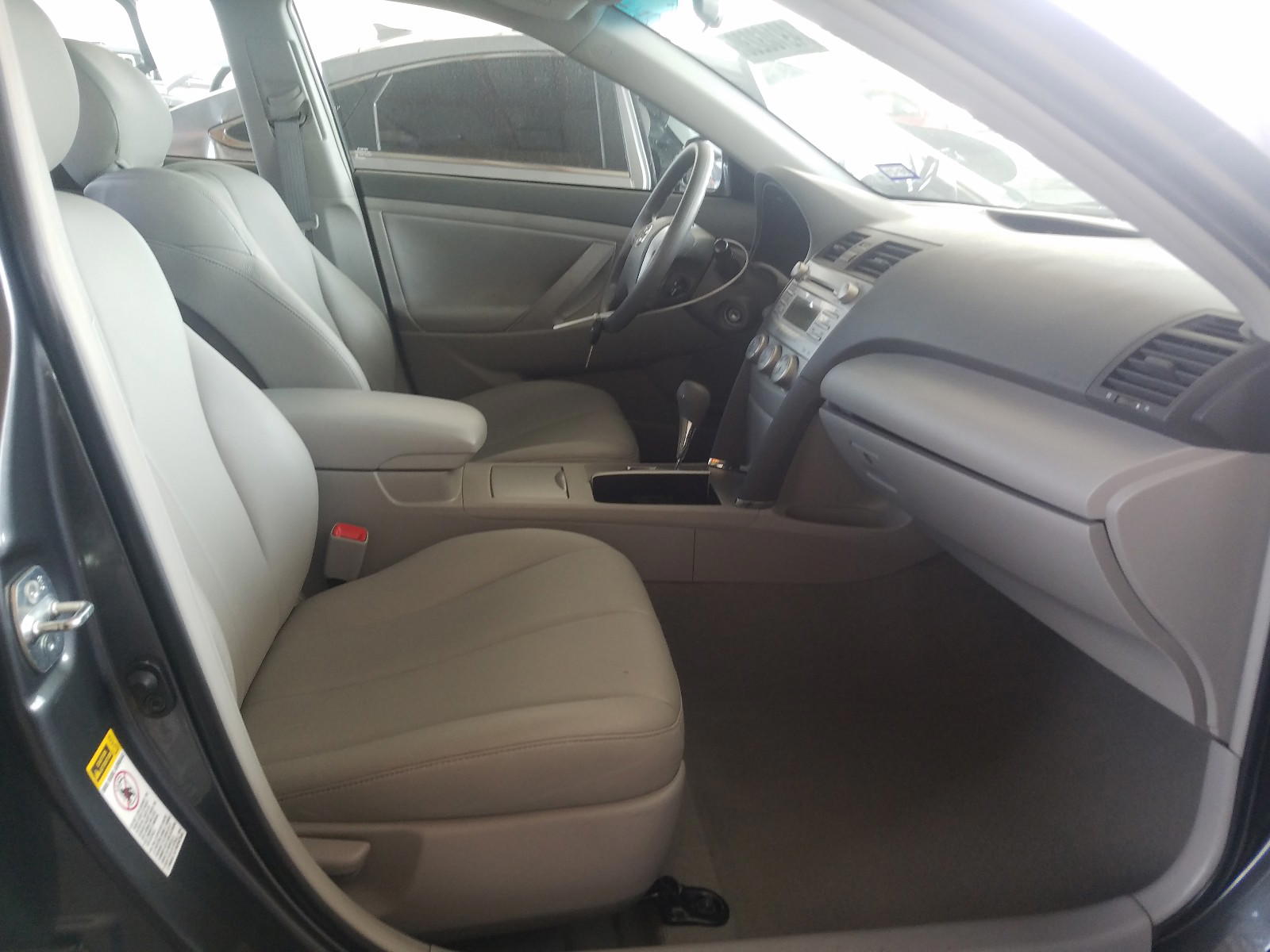 Photo 5 from auction – 2011 TOYOTA CAMRY BASE with VIN 4T4BF3EK3BR093077